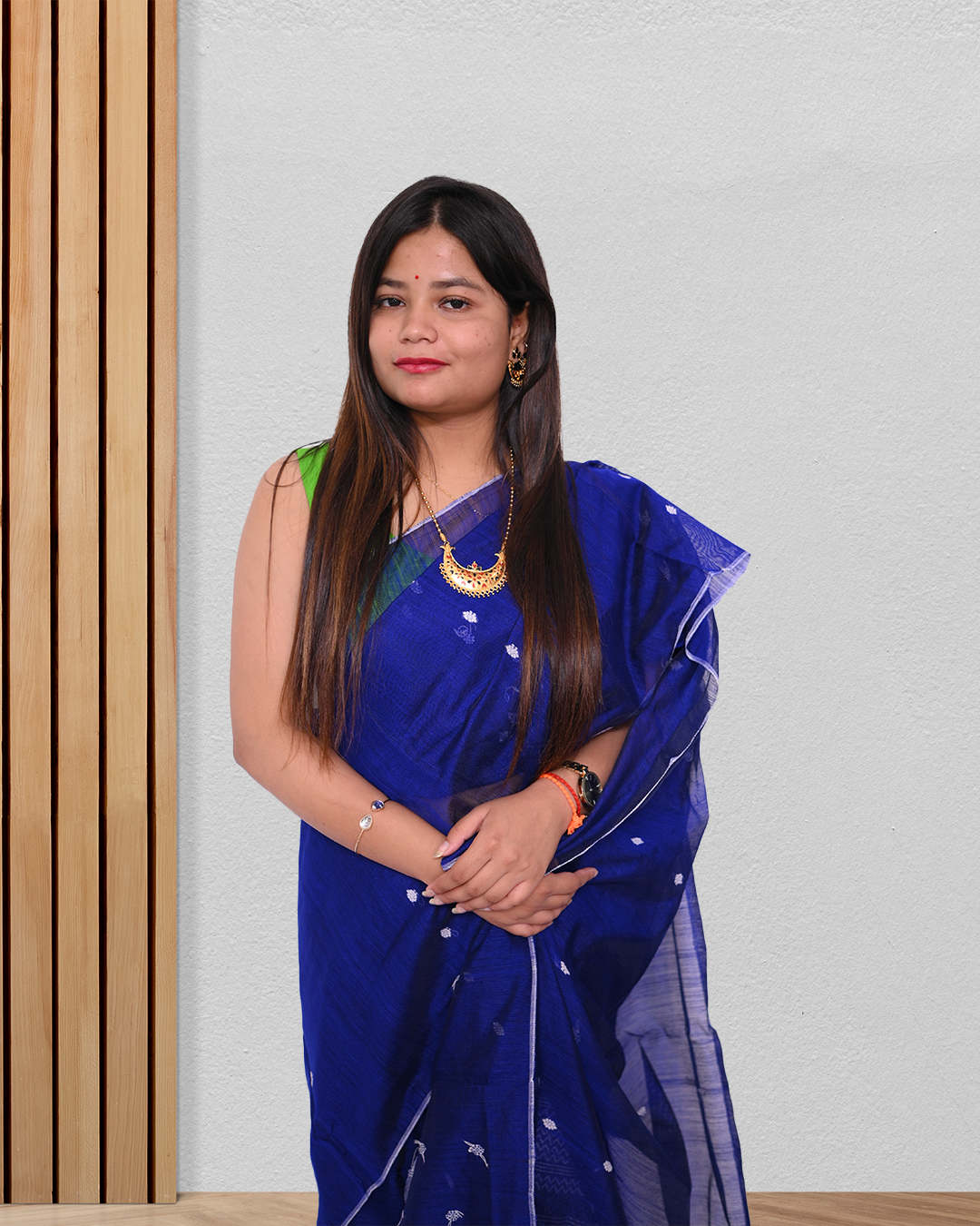 Handcrafted Royal Blue Staple Cotton Mekhela Sador with Unstitched Blouse Piece
