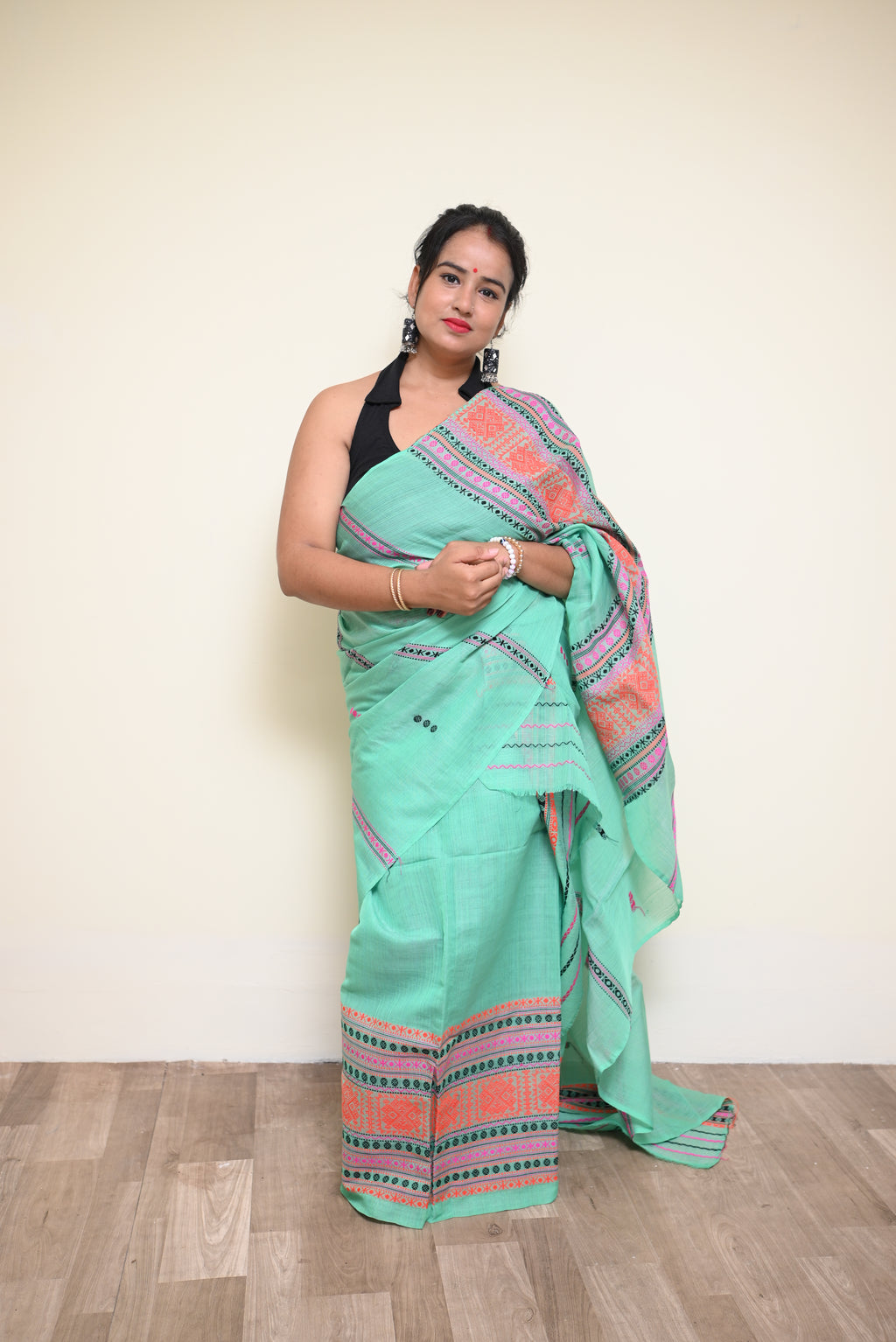 Mint Elegance – Semi Nuni Mekhela Sador with Woven Tribal Borders (With Unstitched Blouse Piece)