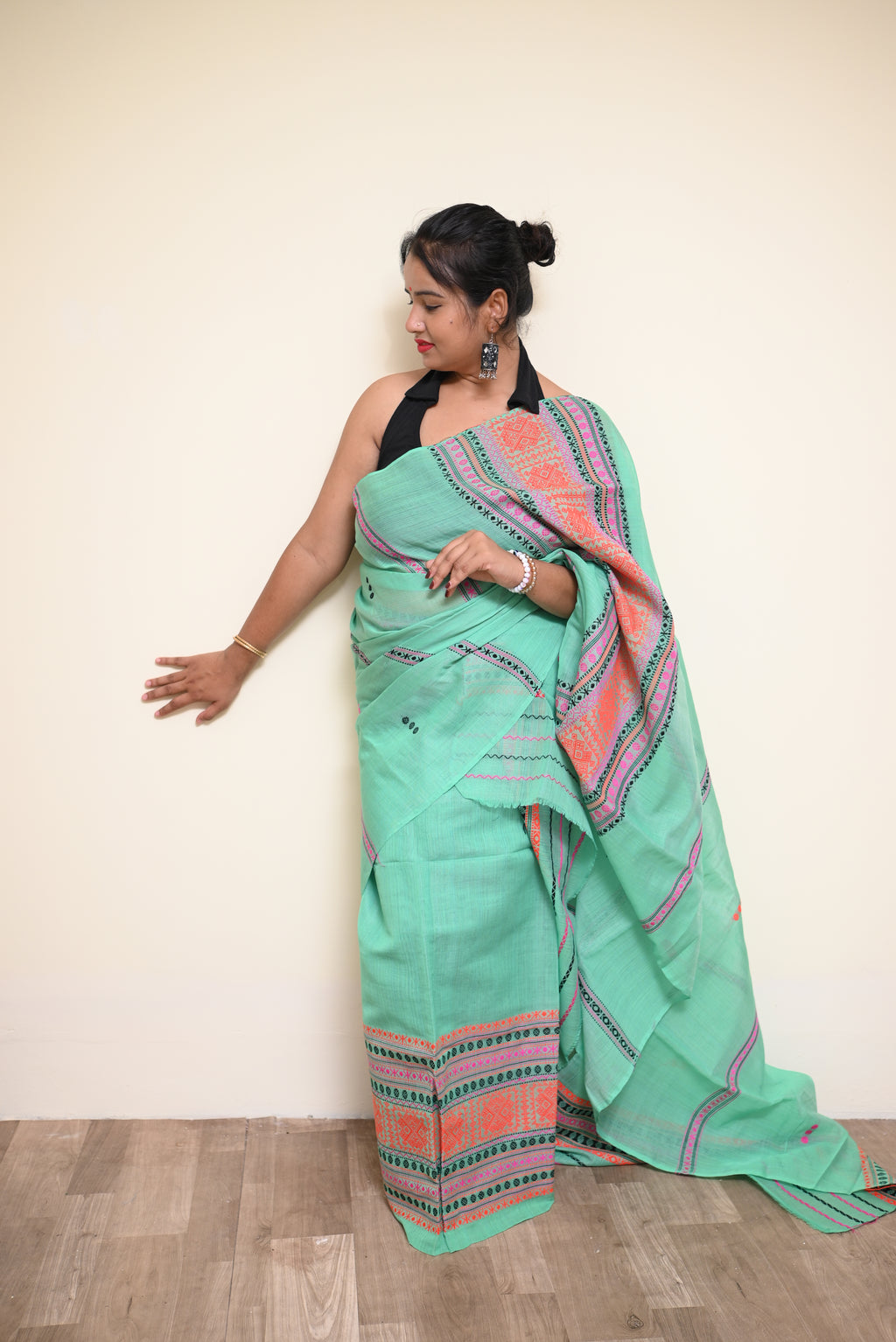 Mint Elegance – Semi Nuni Mekhela Sador with Woven Tribal Borders (With Unstitched Blouse Piece)
