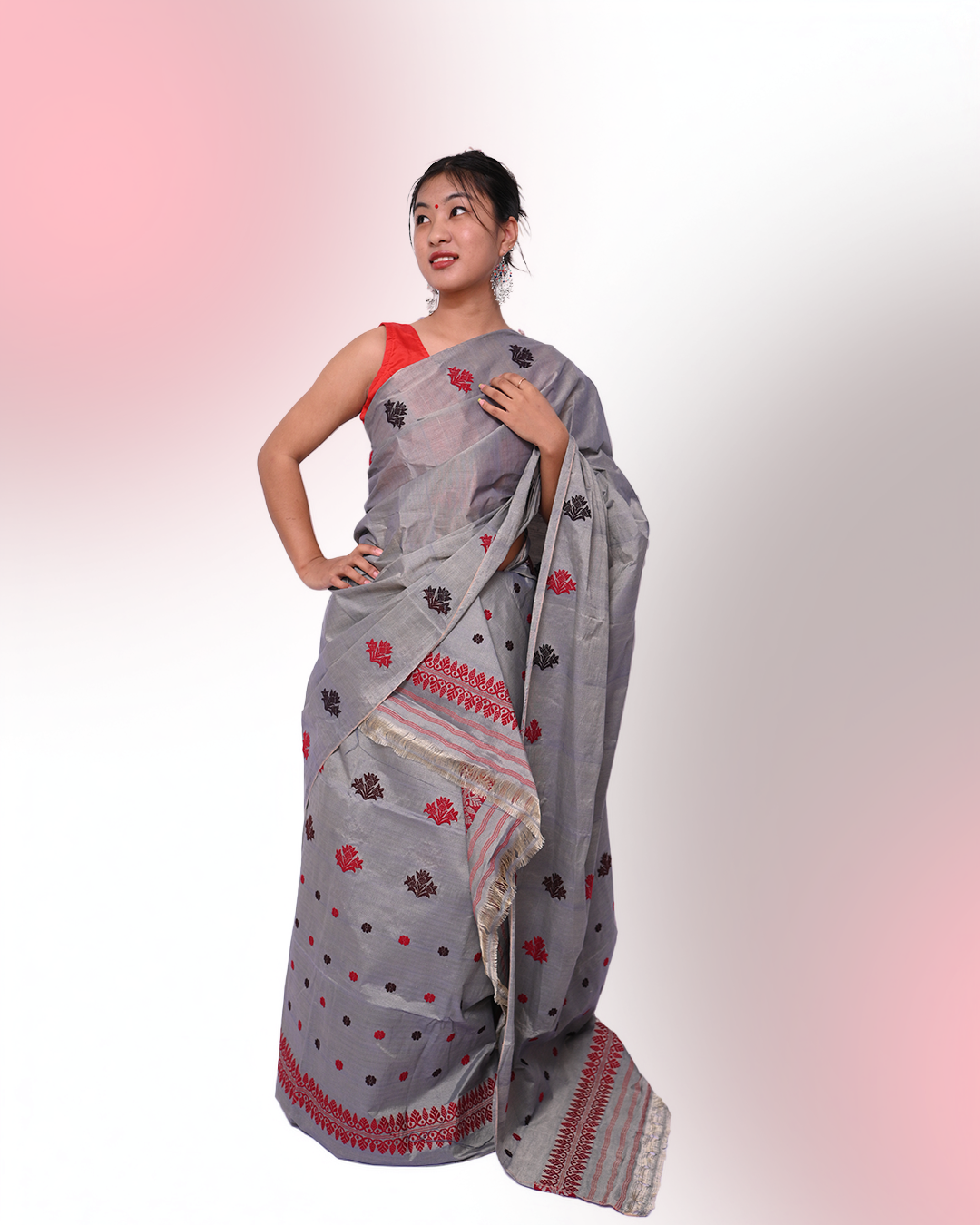 Handcrafted Light Gray Toss-Cotton Mekhela Sador with Unstitched Blouse Piece