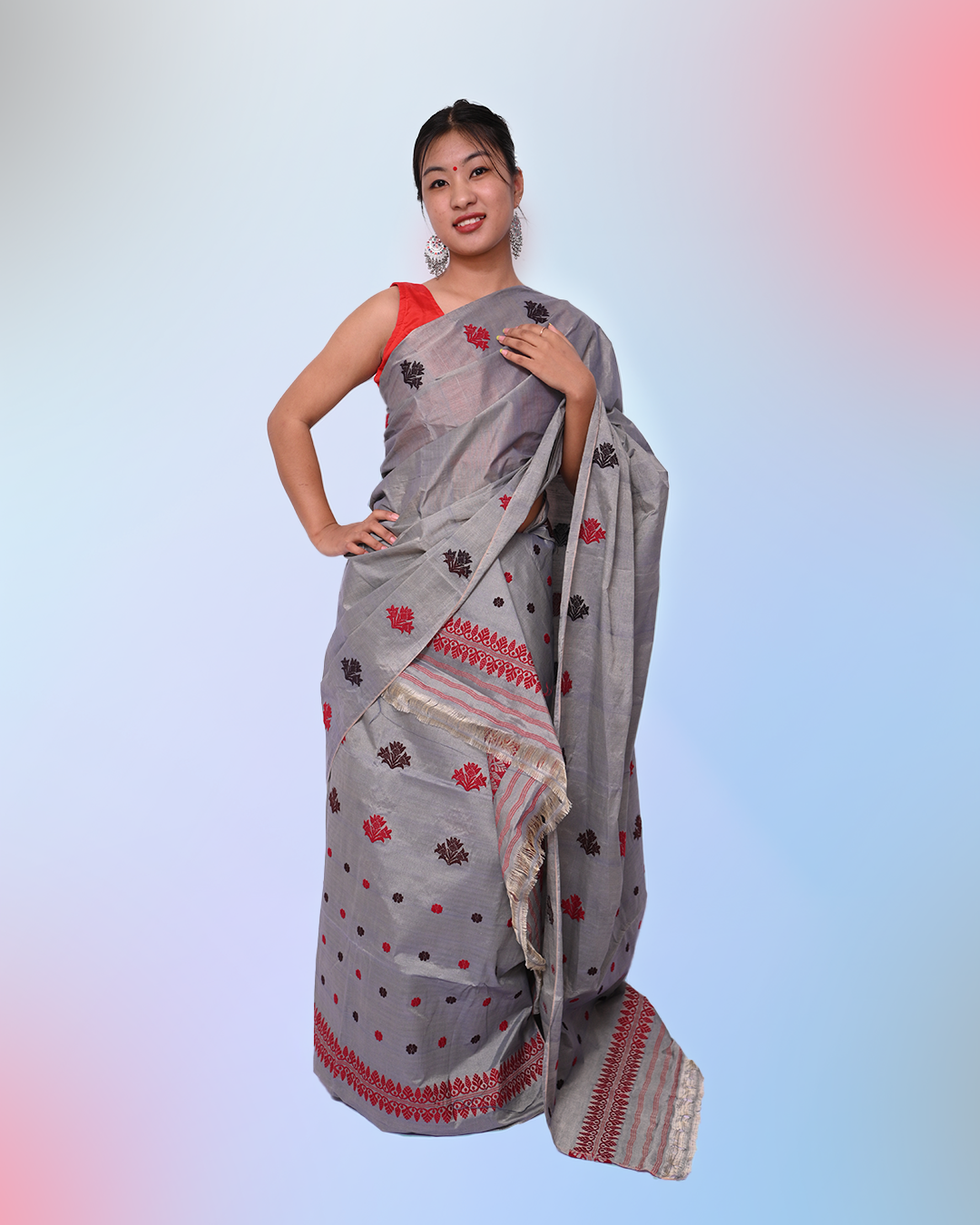 Handcrafted Light Gray Toss-Cotton Mekhela Sador with Unstitched Blouse Piece