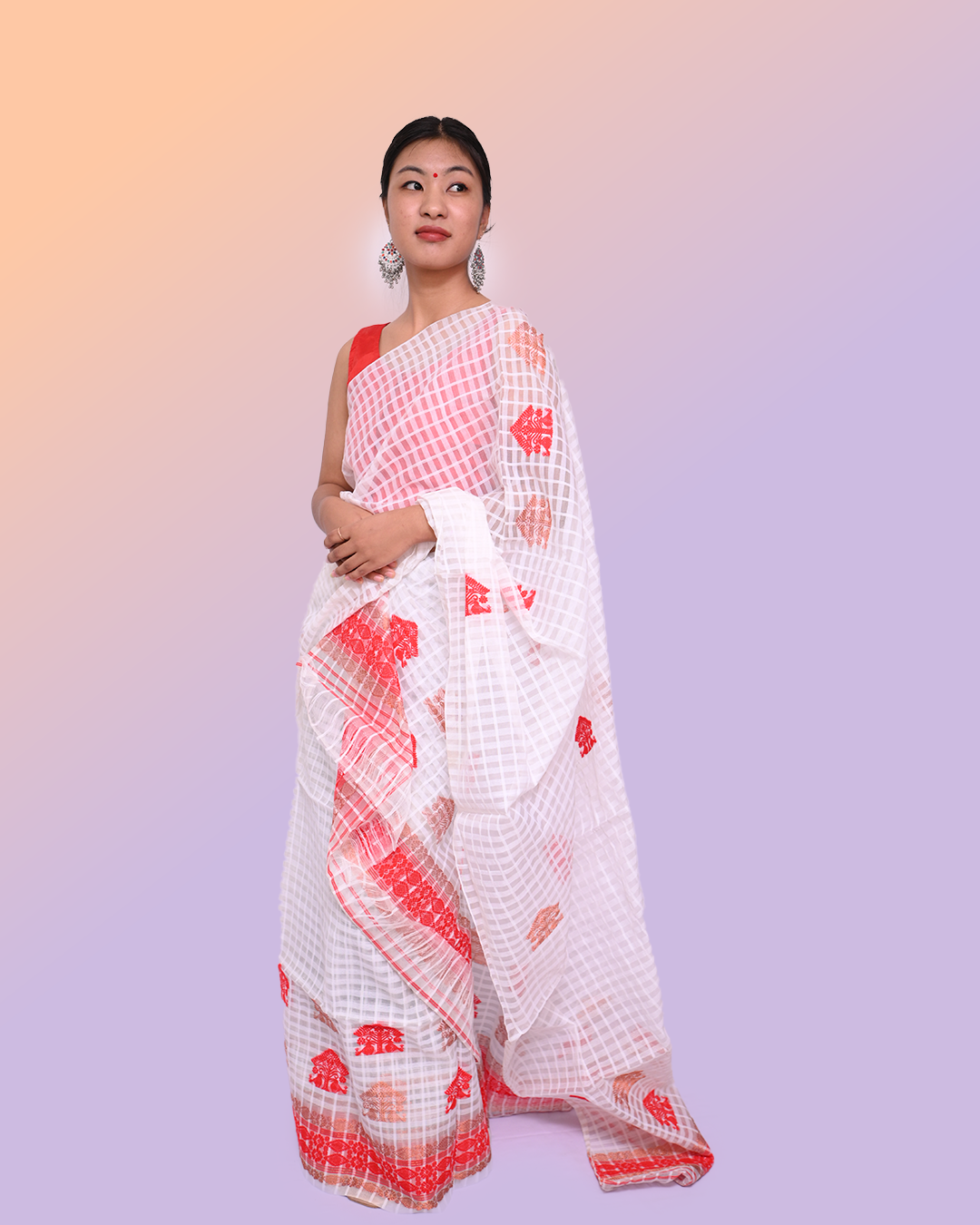 Handcrafted Off-White Checkered Pattern Kesapat Cotton Mekhela Sador with Unstitched Blouse Piece